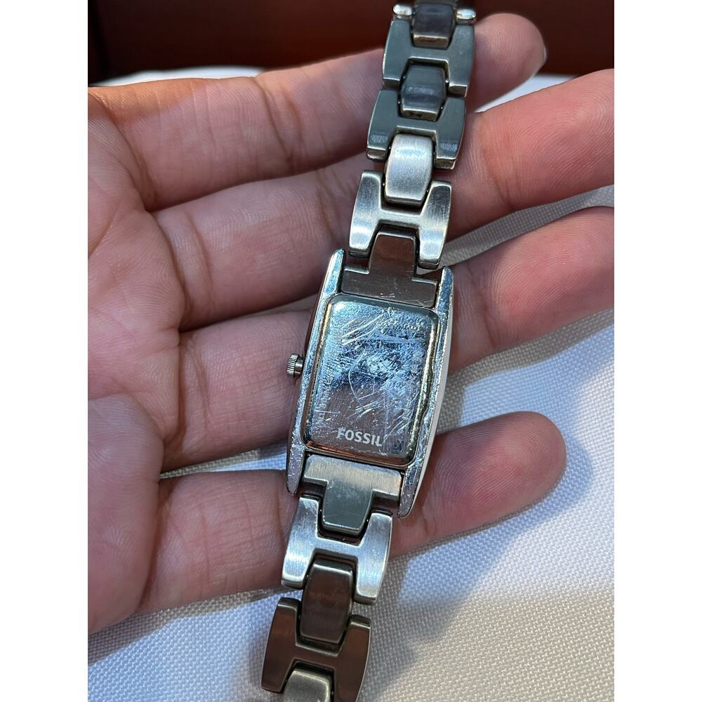 FOSSIL Ladies Silver Watch - Picture 5 of 5
